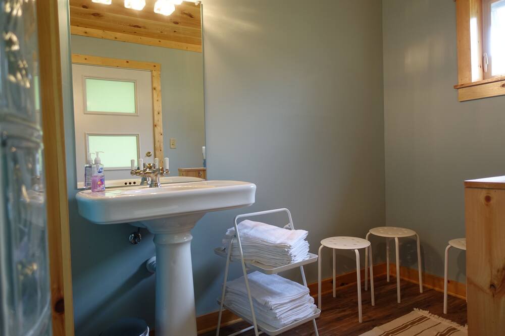 Photo of Bathroom in Kennerdell
