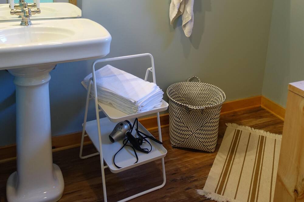 Photo of Bathroom in Kennerdell