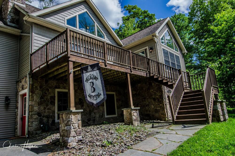 Photo of Outdoor in Aldenville