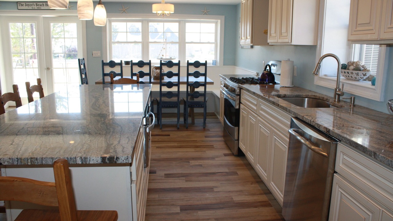 Photo of Kitchen in Mantoloking