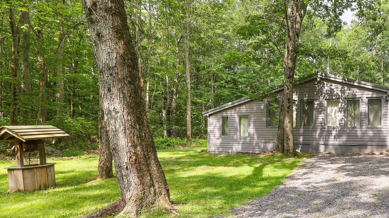 Photo of Outdoor in Locust Lake Village