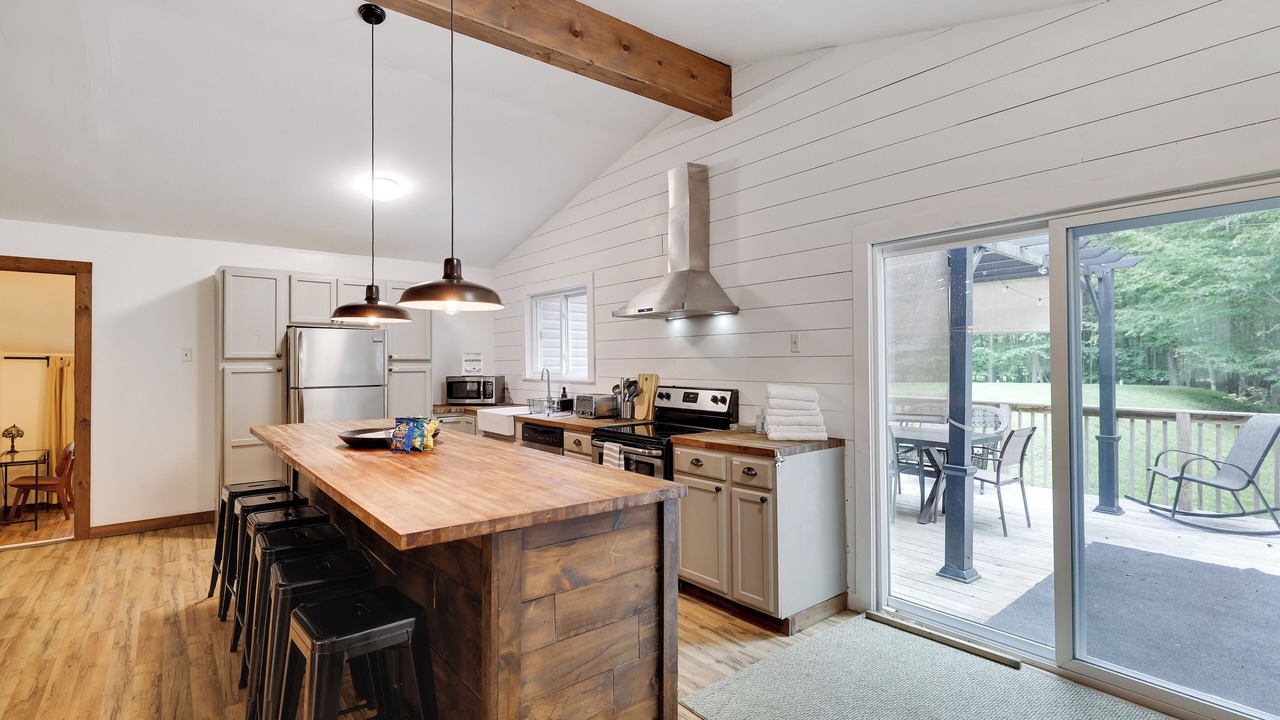 Photo of Kitchen in Locust Lake Village