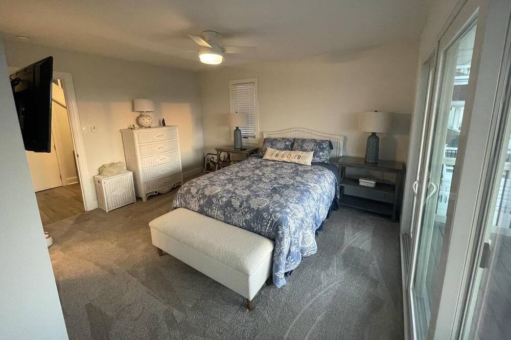 Photo of Bedroom in Sea Isle City