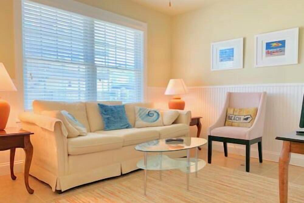 Photo of Livingroom in Sea Isle City