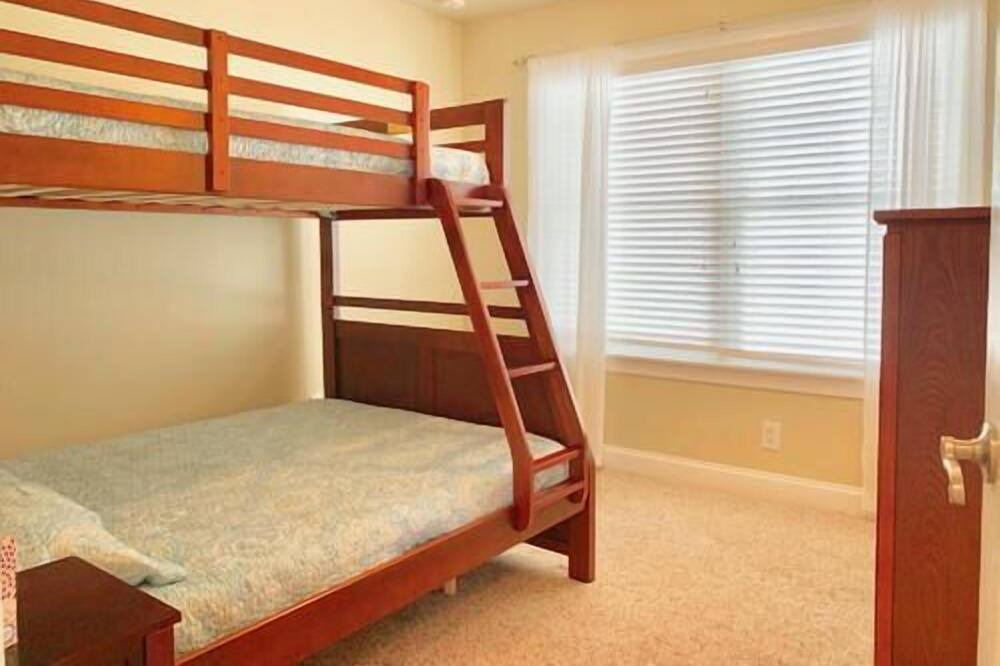 Photo of Bedroom in Sea Isle City