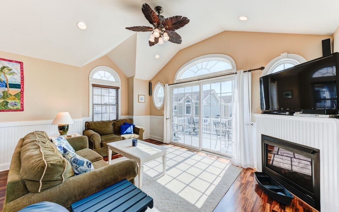 Photo of Livingroom in Townsend's Inlet