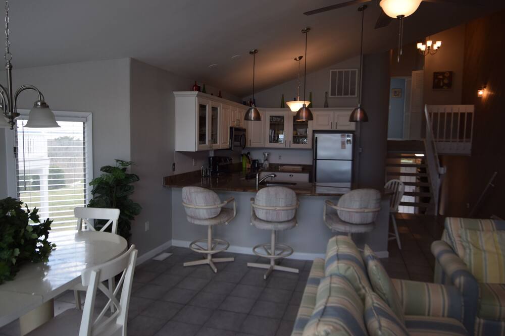 Photo of Livingroom in Dennisville