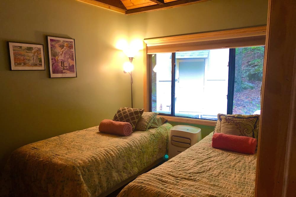 Photo of Bedroom in Lake Ariel