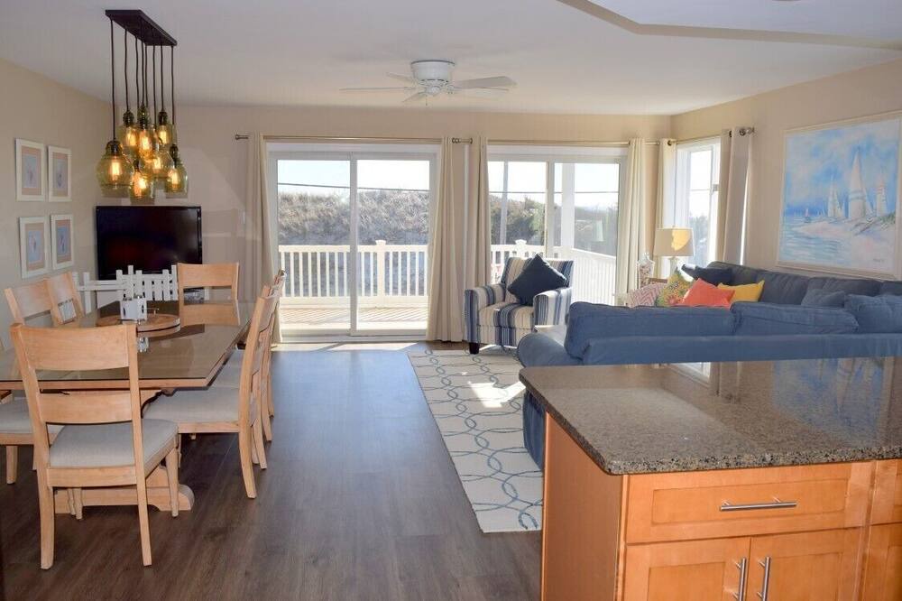 Photo of Livingroom in Dennisville