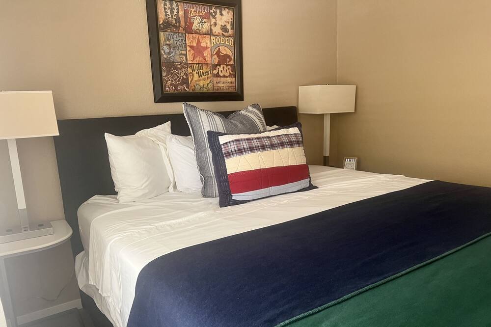 Photo of Bedroom in Mesa Grande