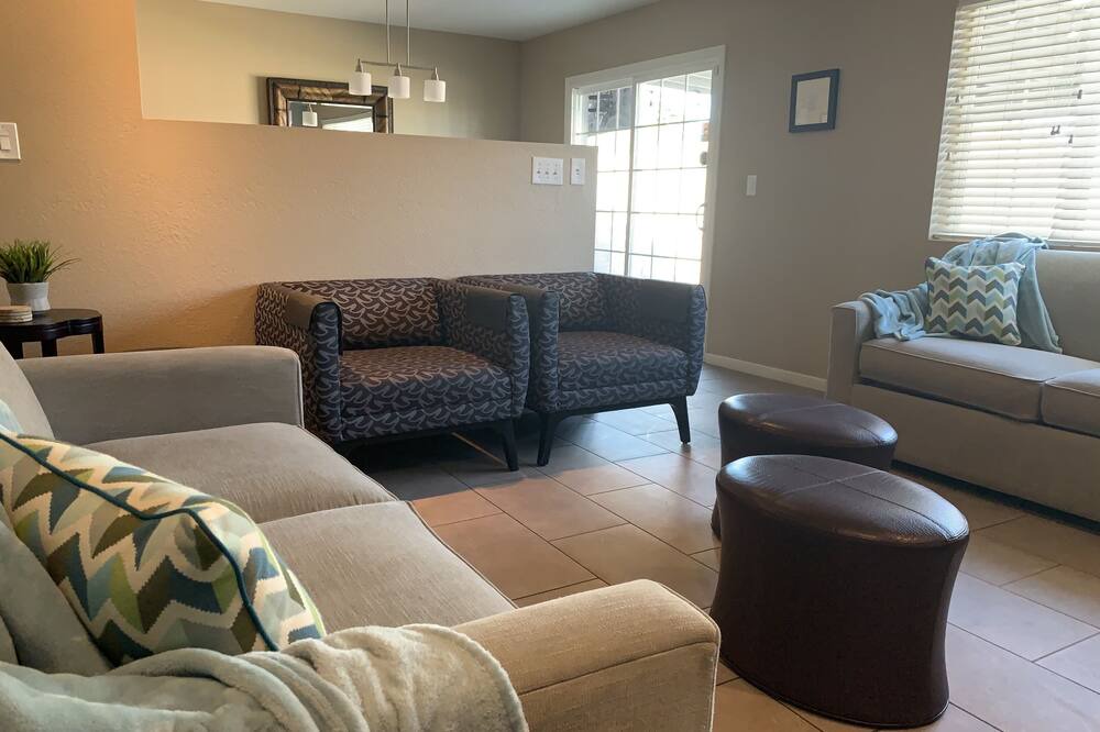 Photo of Livingroom in Mesa Grande