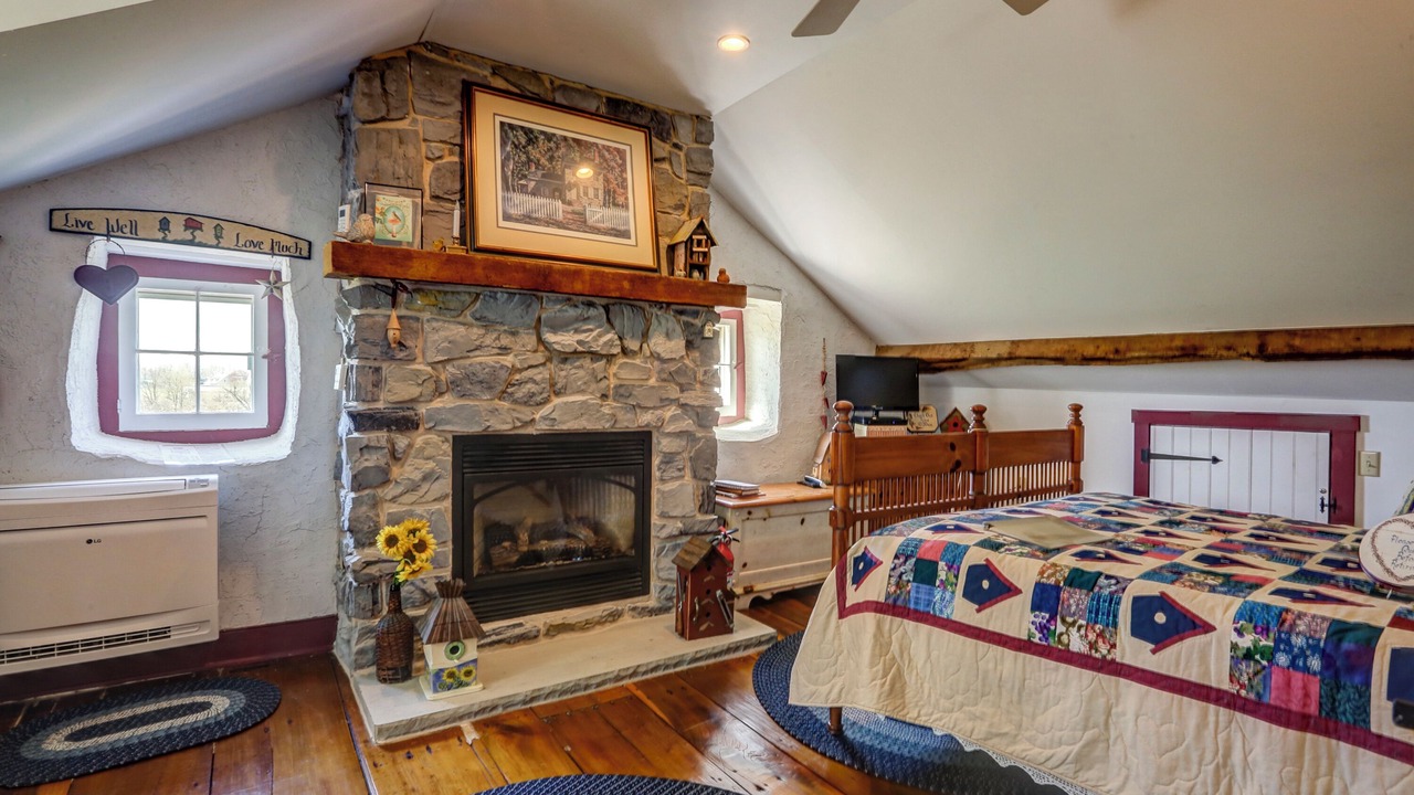 Photo of Bedroom in Gordonville