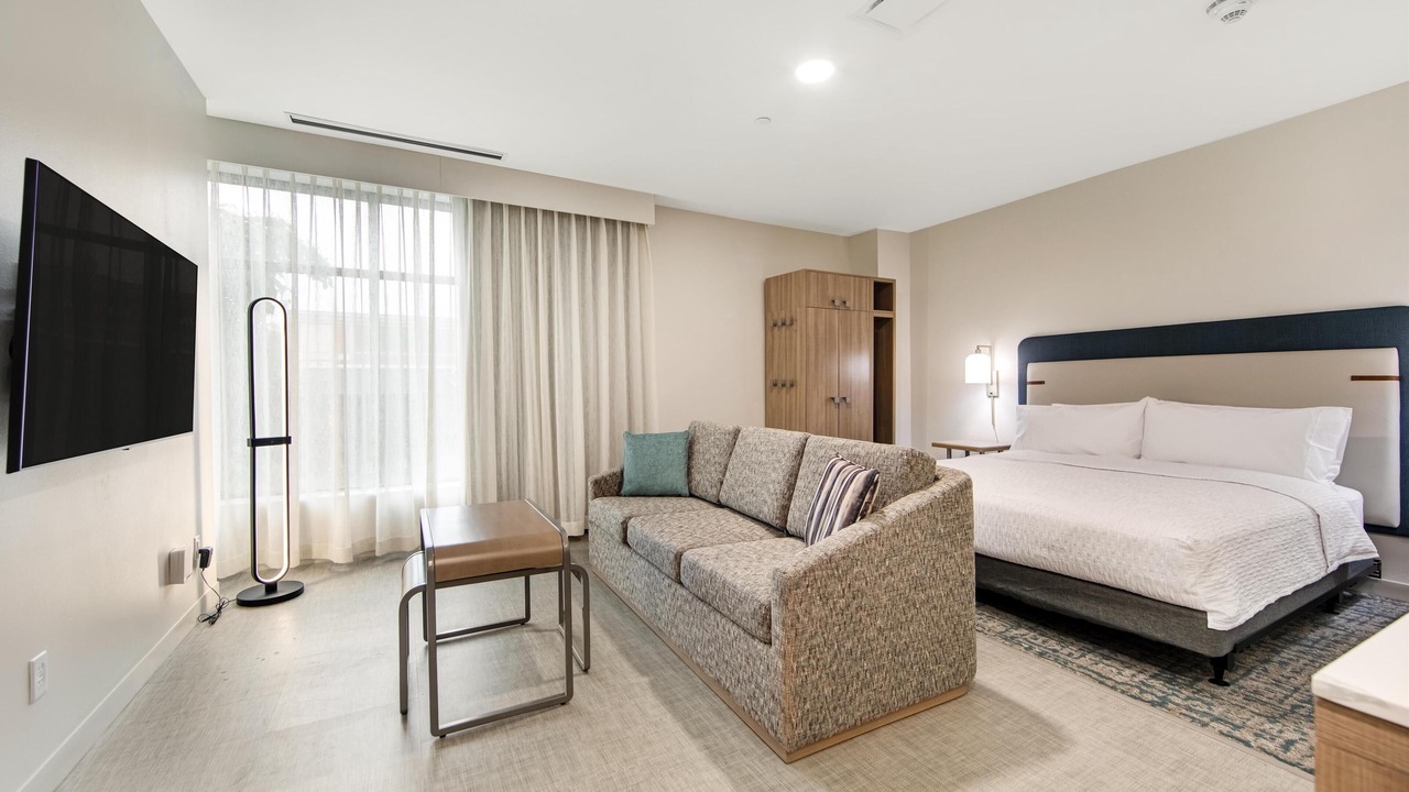 Photo of Bedroom in East Rutherford