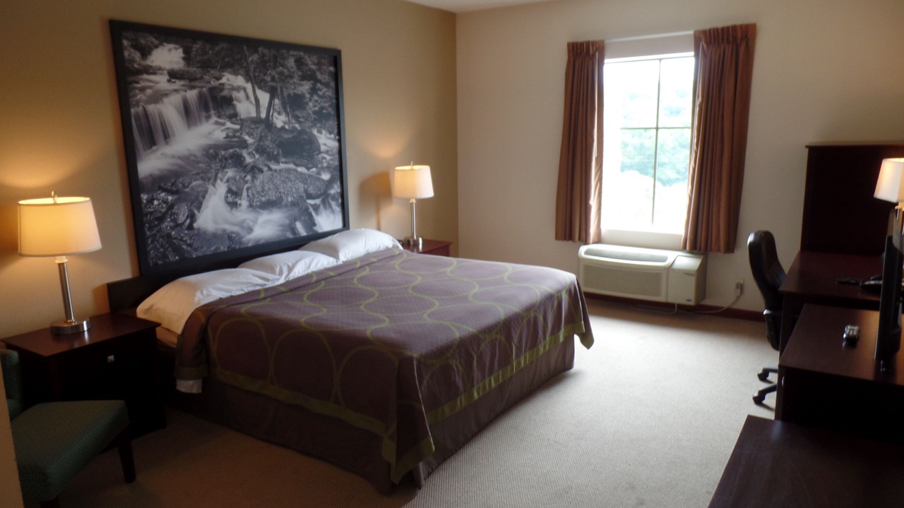 Photo of Bedroom in Homewood