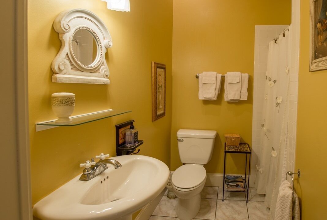 Photo of Bathroom in Long Valley