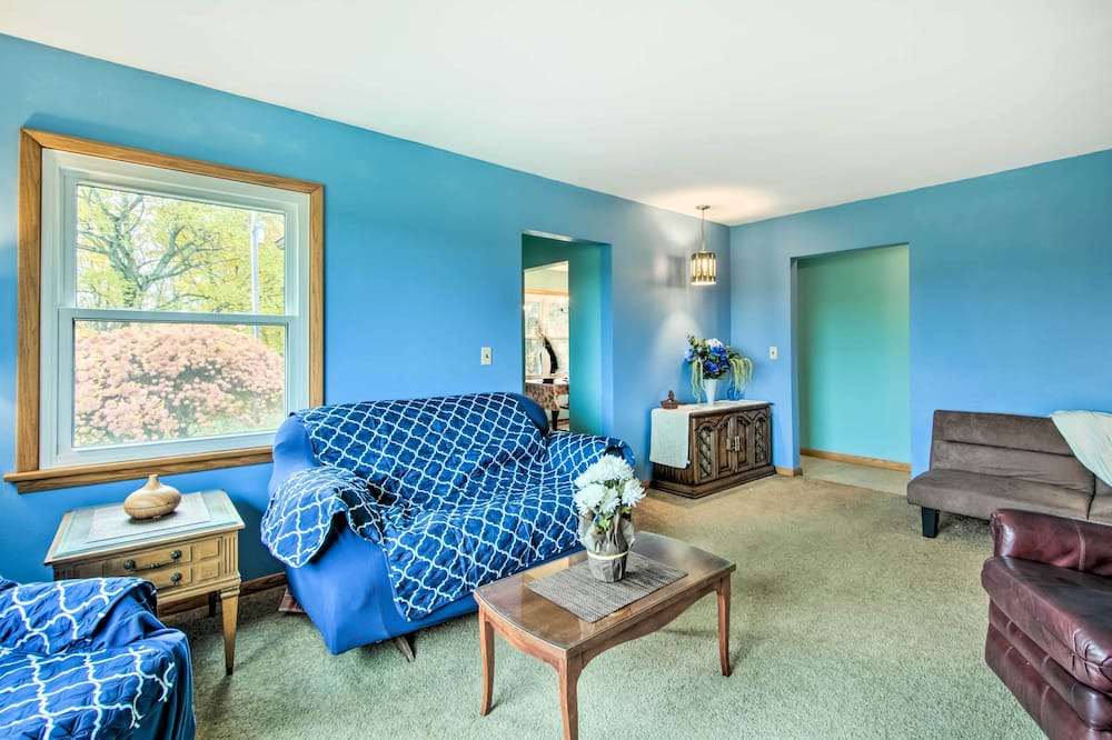 Photo of Livingroom in Union Township