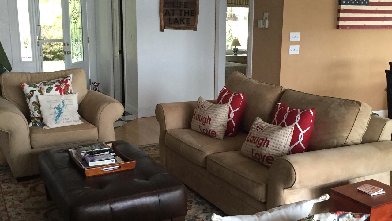 Photo of Livingroom in Hopatcong