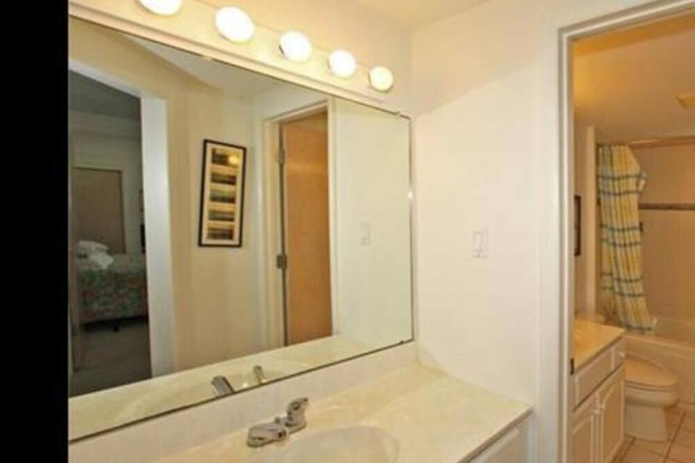 Photo of Bathroom in Harvey Cedars