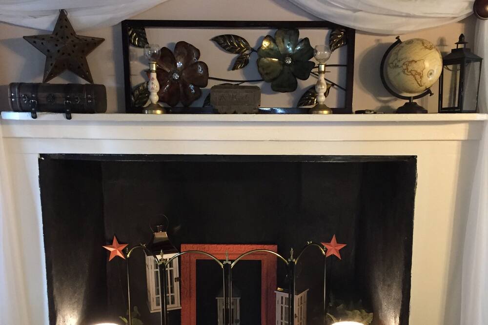 Photo of Bedroom in Grantville