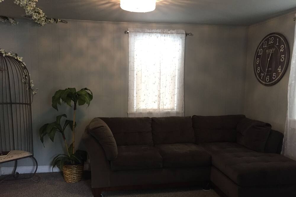 Photo of Livingroom in Grantville