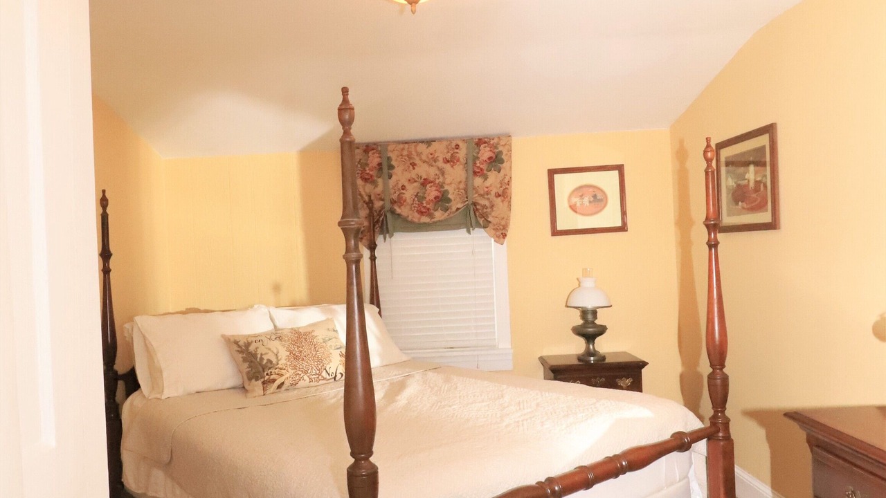 Photo of Bedroom in Talmage