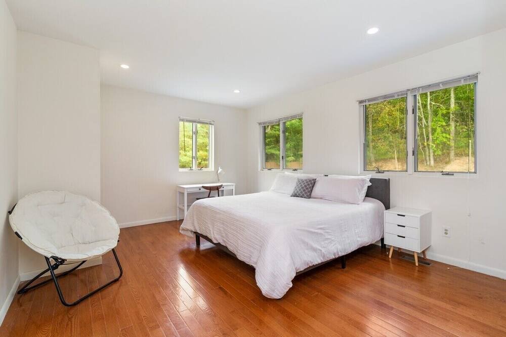 Photo of Bedroom in Goshen