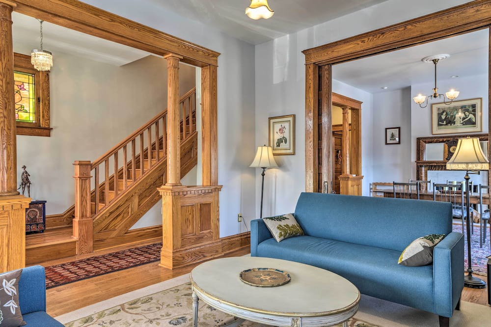 Photo of Livingroom in Cumberland