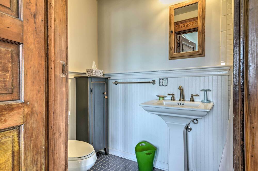 Photo of Bathroom in Cumberland