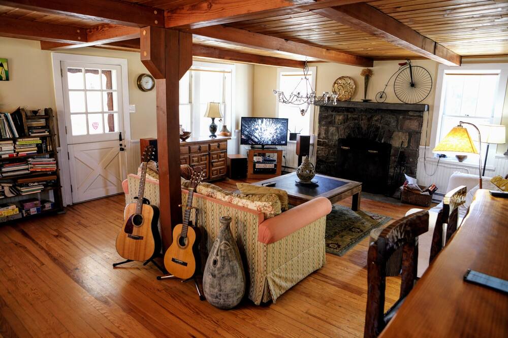 Photo of Livingroom in Stroudsburg