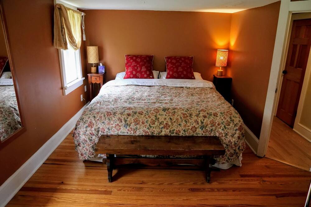 Photo of Bedroom in Stroudsburg