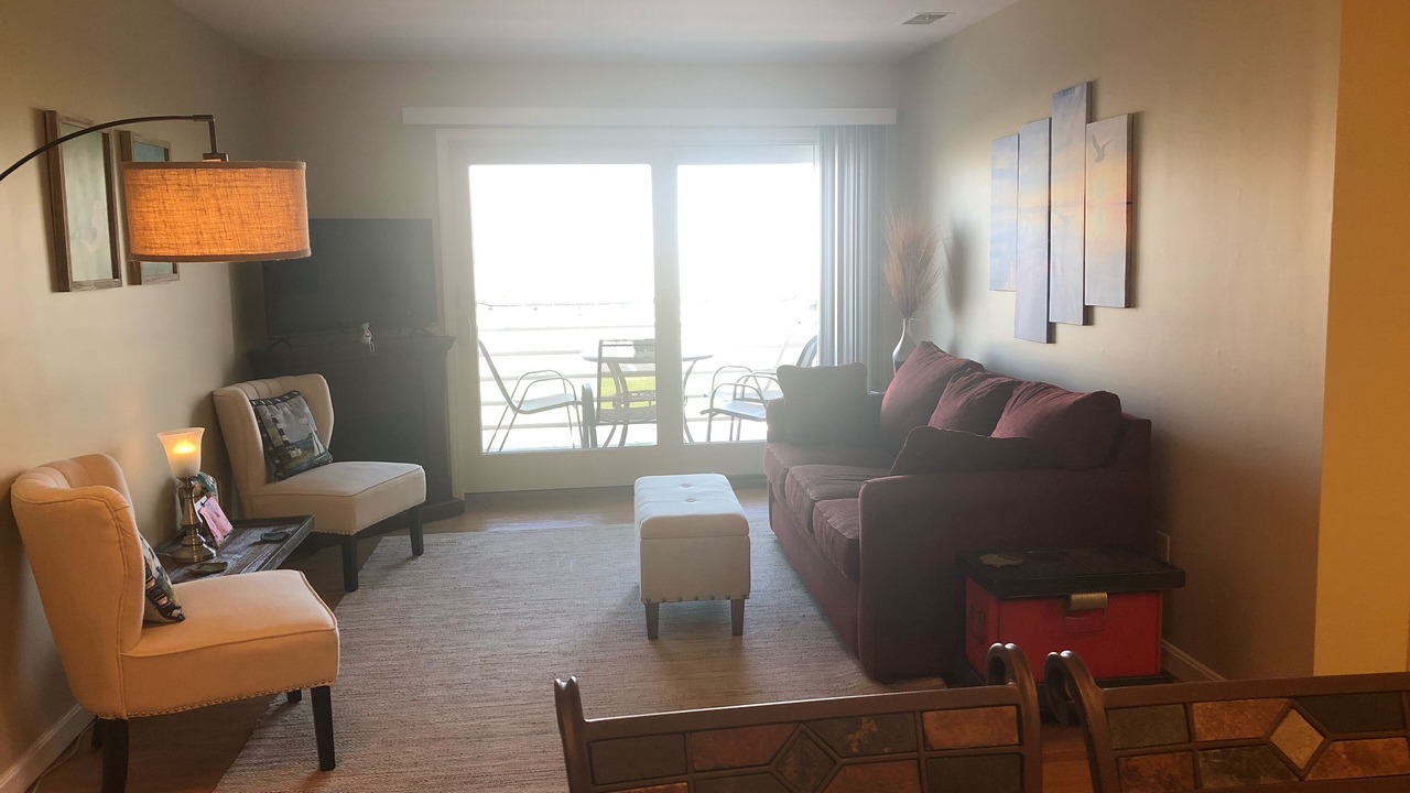 Photo of Livingroom in Port Clinton