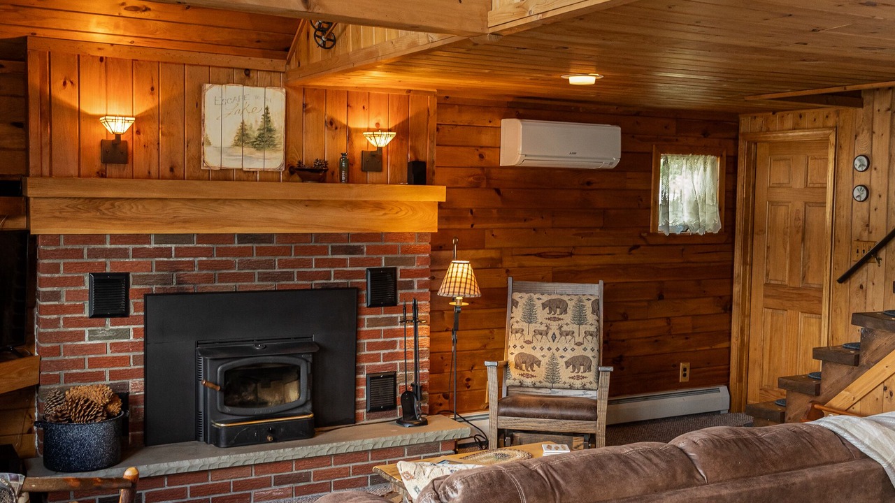 Photo of Livingroom in Lime Lake-Machias