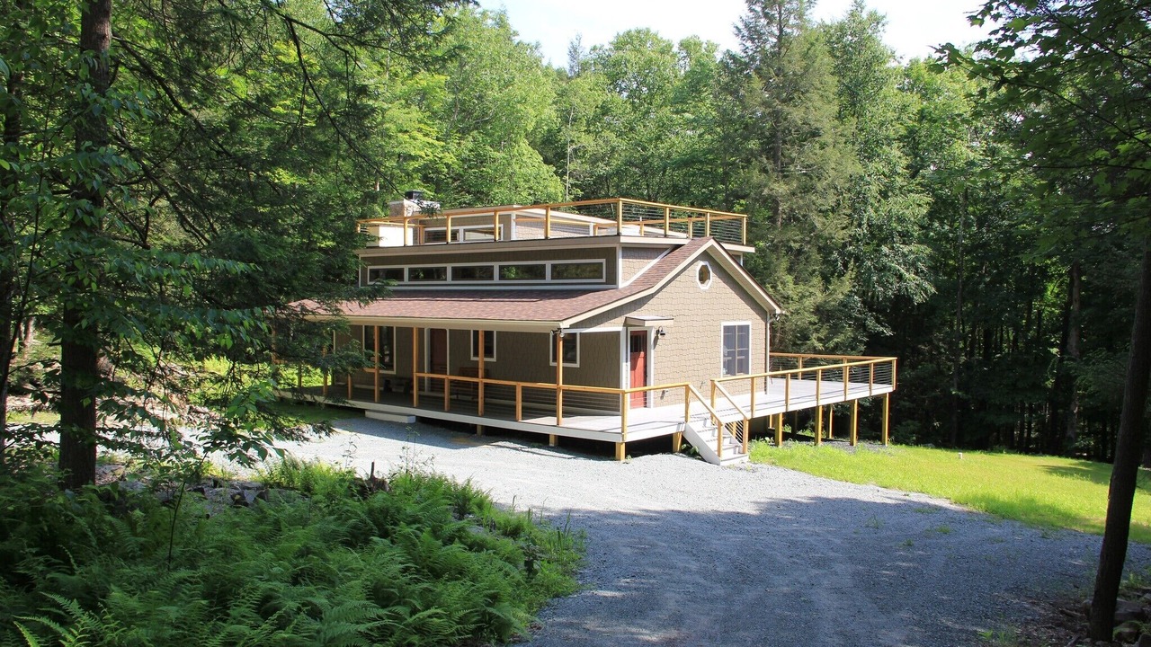 Photo of Outdoor in Pond Eddy
