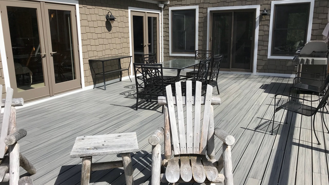Photo of Outdoor in Pond Eddy