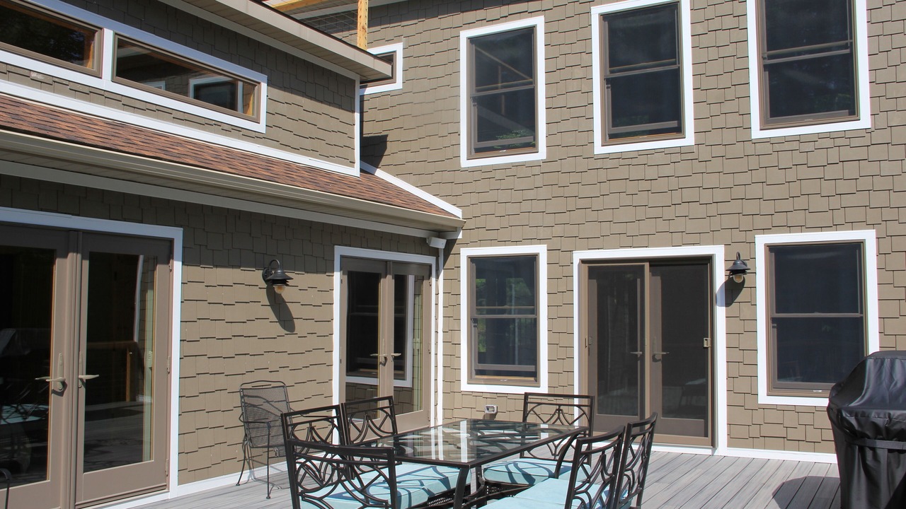 Photo of Patio Balcony in Pond Eddy