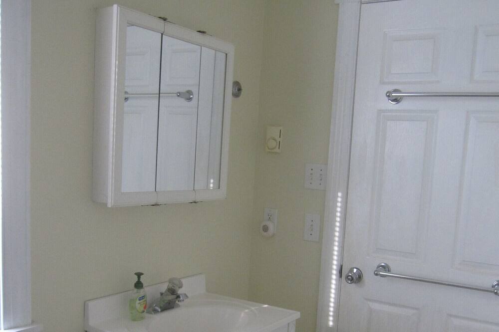 Photo of Bathroom in West Cape May