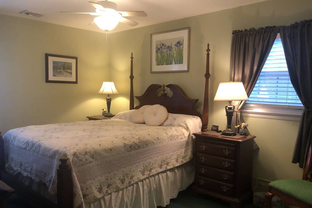 Photo of Bedroom in Pebble Beach