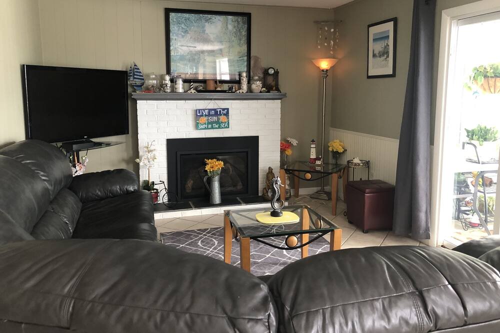 Photo of Livingroom in Pebble Beach