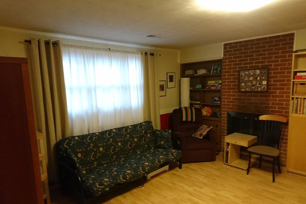 Photo of Livingroom in Colesville