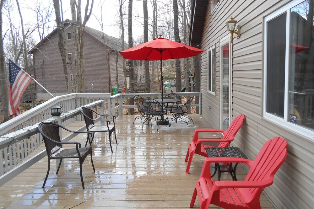 Photo of Patio Balcony in Gouldsboro