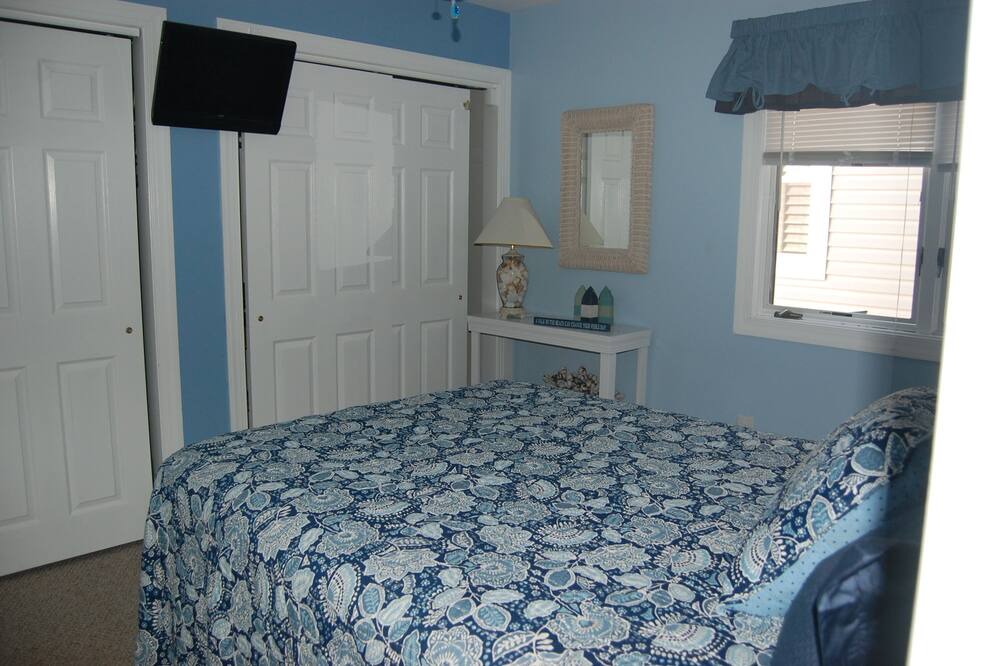 Photo of Bedroom in North End