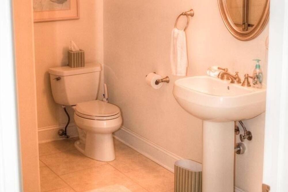 Photo of Bathroom in A-Zone