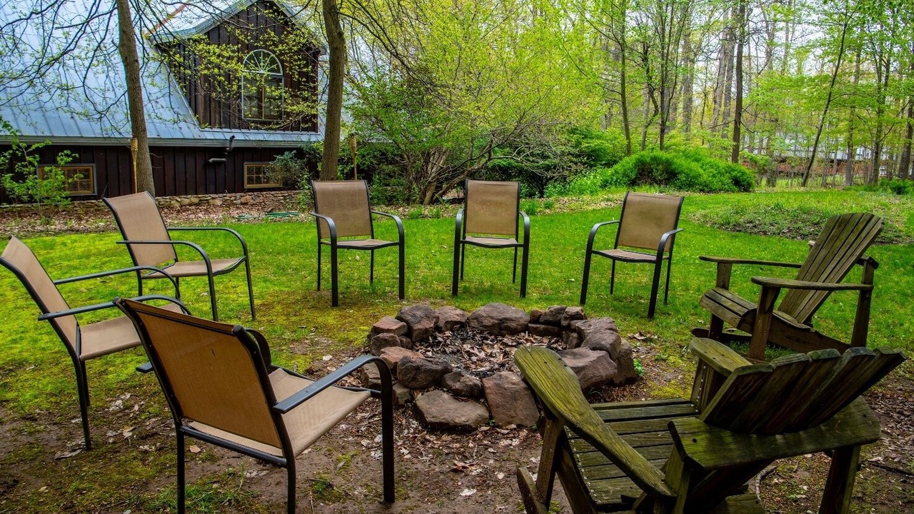 Photo of Outdoor in Rossville