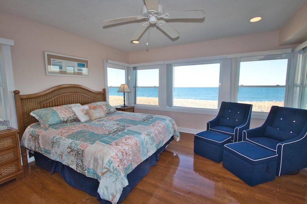 Photo of Bedroom in Loveladies