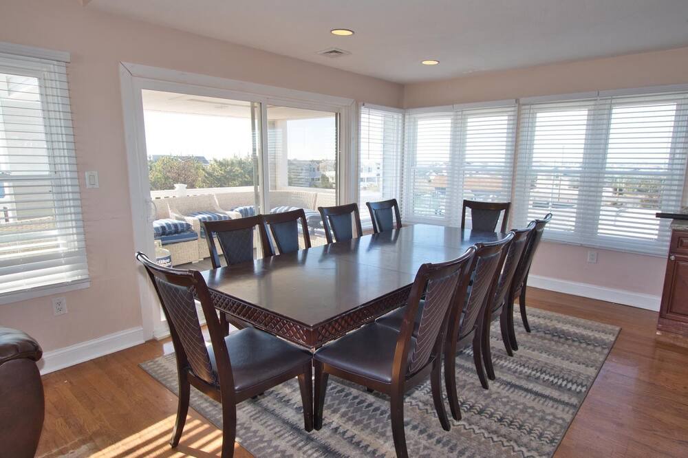 Photo of Kitchen in Loveladies