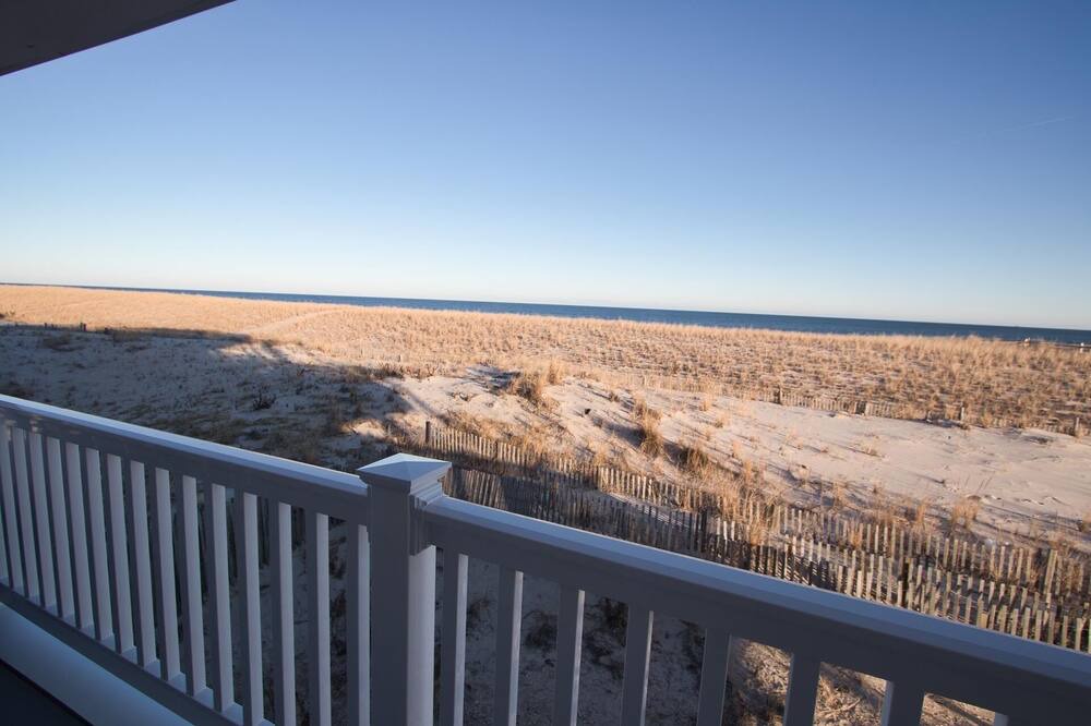 Photo of Patio Balcony in Loveladies