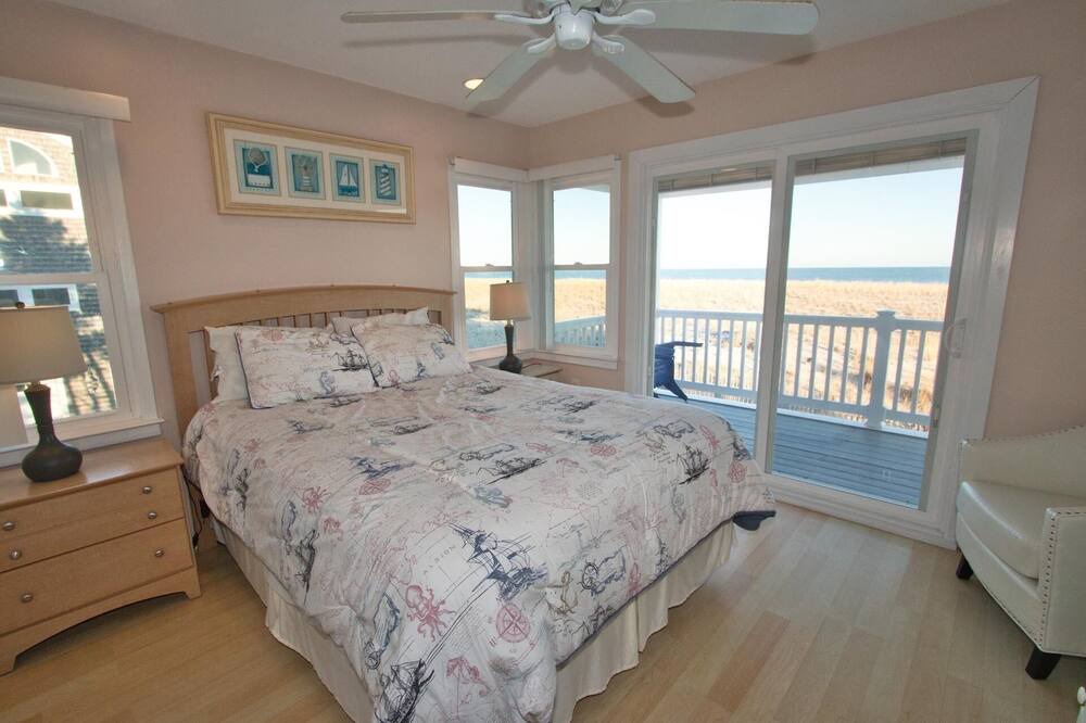 Photo of Bedroom in Loveladies