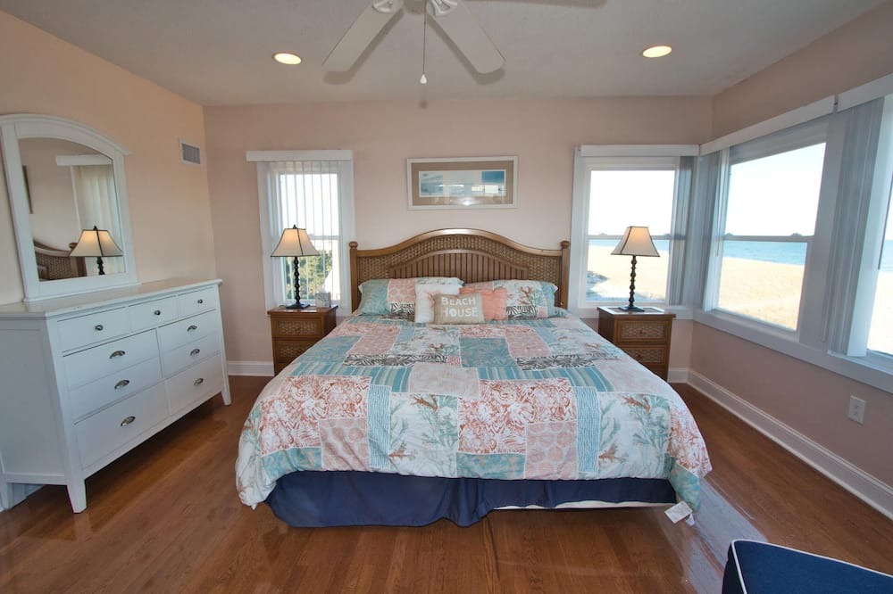 Photo of Bedroom in Loveladies