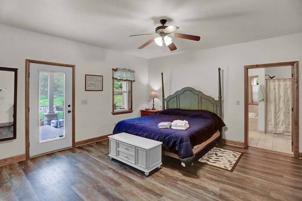 Photo of Bedroom in Calvin