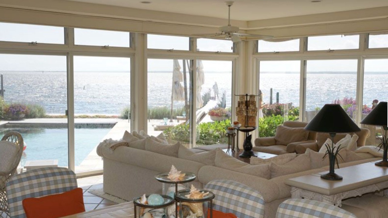 Photo of Livingroom in Loveladies